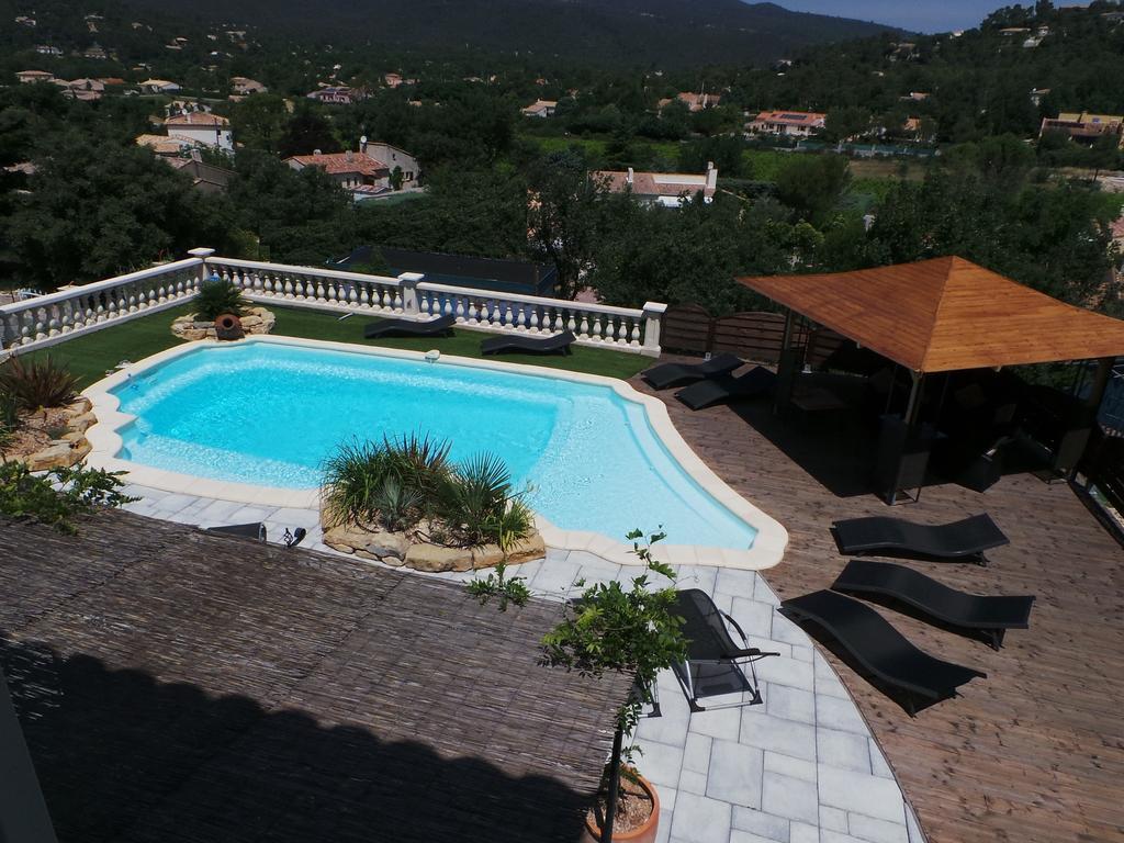 Appartement Vue Montagne Garéoult Εξωτερικό φωτογραφία
